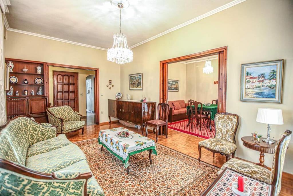 Nicolas Home Tríkala Kültér fotó